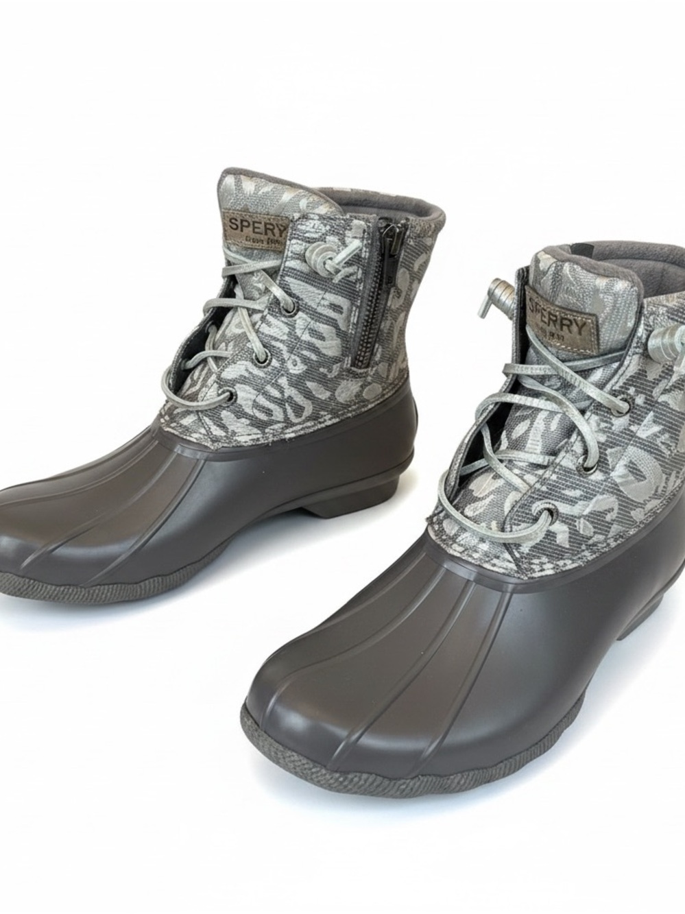 Sperry Womens 7.5 Gray Camo Waterproof Duck Boots Never Worn